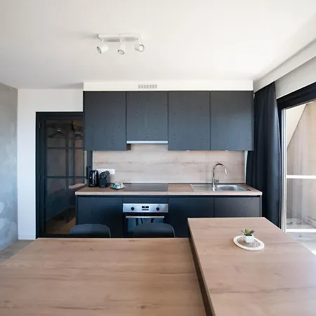 Angel By The Sea Daire Oostende