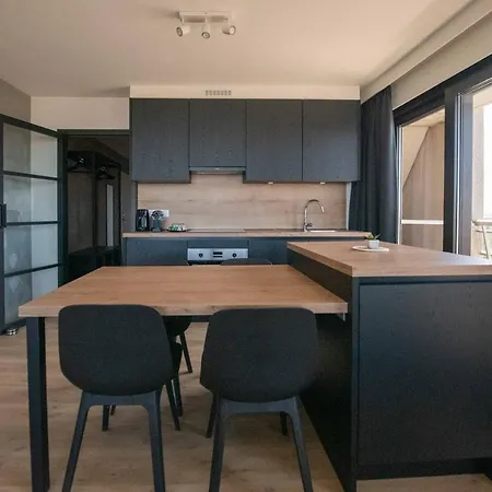 Angel By The Sea 奥斯滕德