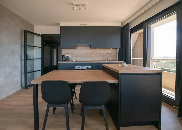 Angel By The Sea 奥斯滕德