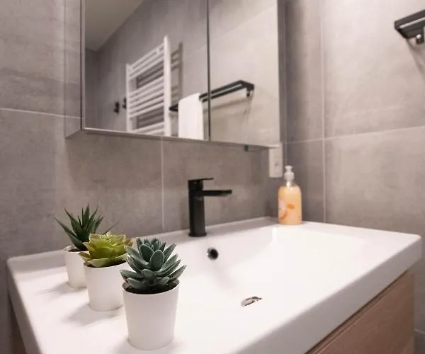 Апартаменти Angel By The Sea Остенде